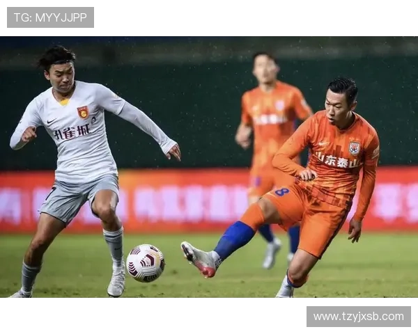 泰山核心竟成矛盾根源?战术问题频暴露,争冠前景面临严峻考验 泰山核心竟成矛盾根源?战术问题频暴露,争冠前景面临严峻考验